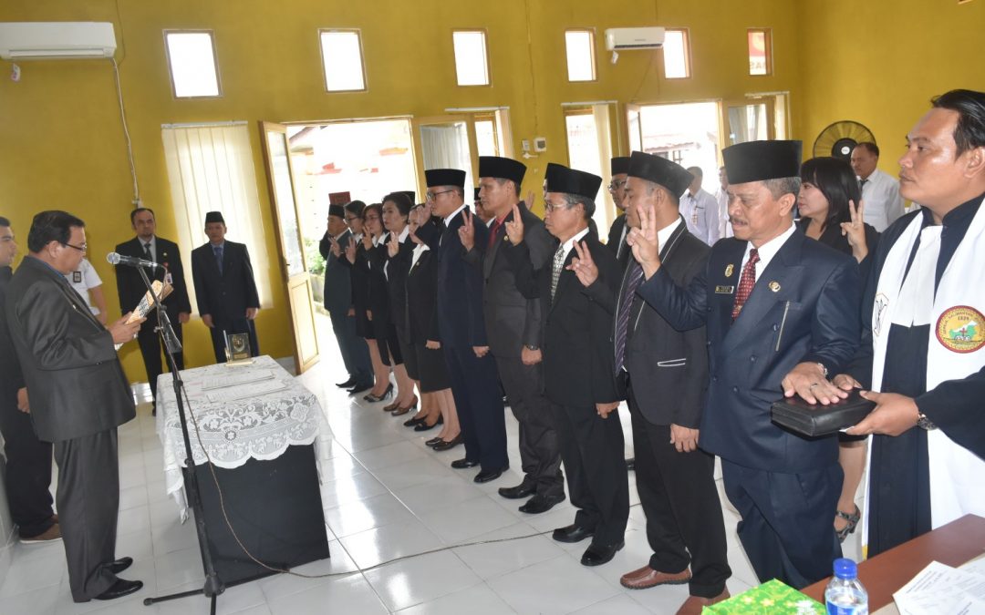 18 Pejabat Fungsional Gumas Dikukuhkan