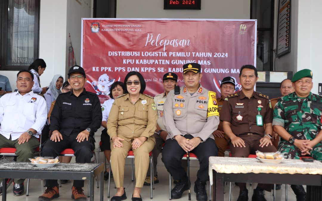 Wakil Bupati Gumas  Resmi Lepas Keberangkatan Logistik Pemilu 2024