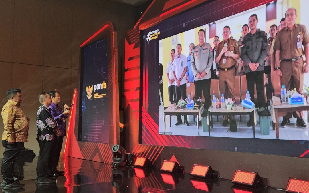 Pj. Bupati Gumas Hadiri Peresmian Serentak Mal Pelayanan Publik