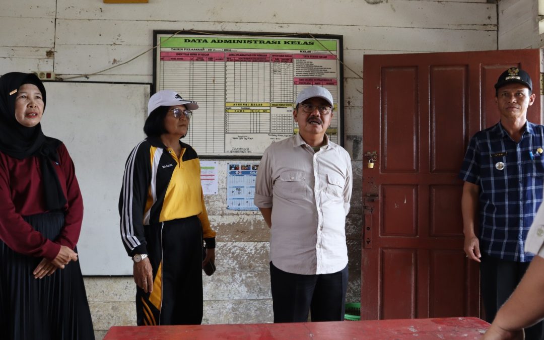 Pj. Bupati Gumas Meninjau Infrastruktur Pelayanan Pendidikan di Wilayah Kecamatan Kurun