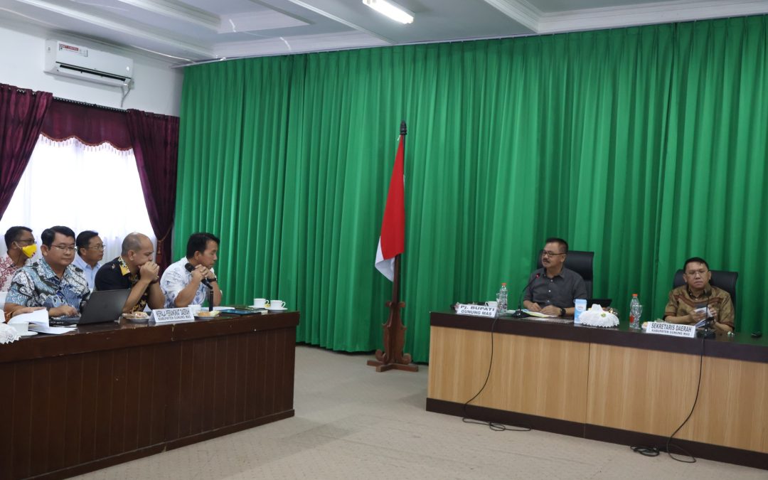 Pj. Bupati Sampaikan Arahan Kegiatan Unggulan dalam Rapat Koordinasi Kinerja OPD