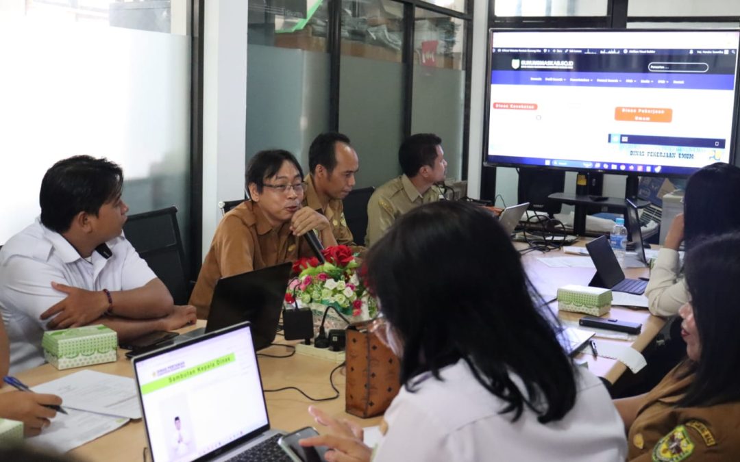 Diskominfosantik Melakukan Coaching Clinic Bagi Para Admin dan Operator website OPD