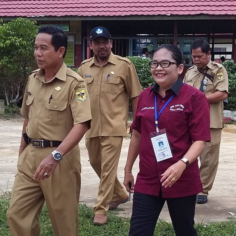 Pelaksanaan UNBK di SMP 1 Kurun Berjalan Aman dan Lancar