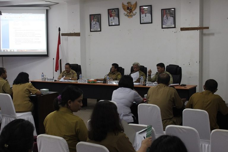 Asisten II Pimpin Rapat BBGRM Ke-15, HKG PKK dan HKN Ke-XXV Tingkat Kabupaten Gunung Mas Tahun 2018