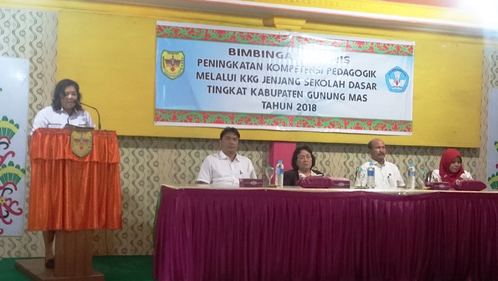 Tingkatkan Mutu Pendidikan, Disdikbud Kabupaten Gumas Gelar Peningkatan Kompetensi Pedagogik melalui KKG