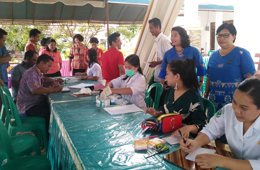 64 Orang Manfaatkan Pelayanan Pengobatan Gratis di Gereja Kalawa Tumbang Hakau