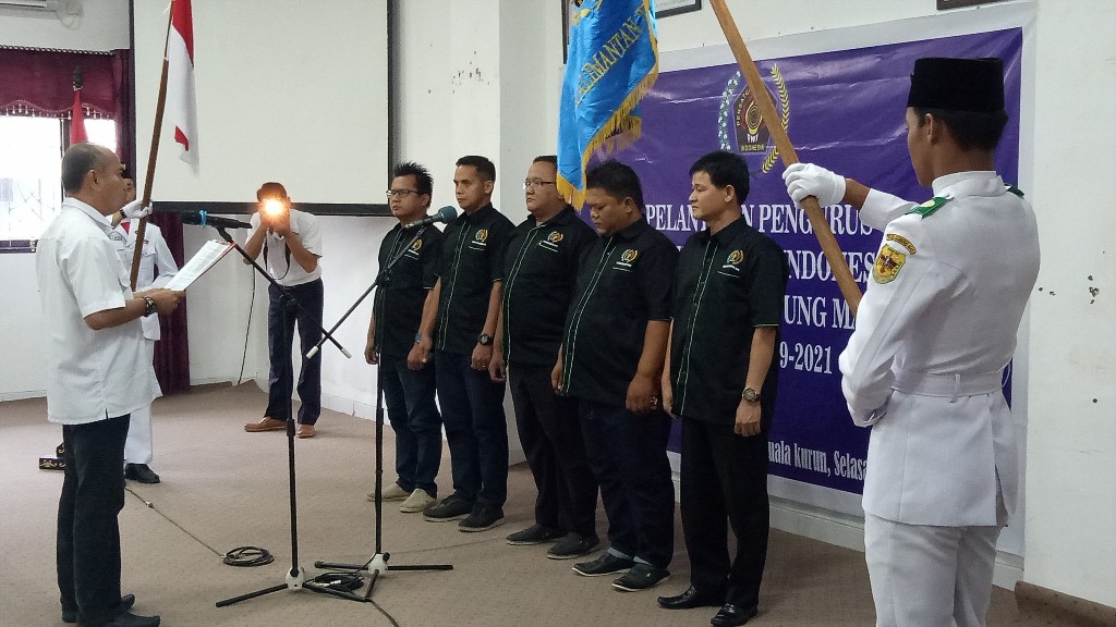 PELANTIKAN PENGURUS PWI KABUPATEN GUNUNG MAS