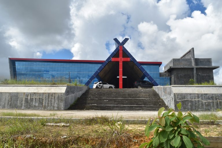 2020 Christian Center Akan Rampung