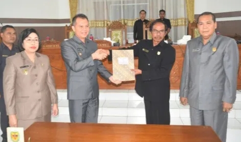 Penetapan Ketua dan Wakil Ketua DPRD Kabupaten Gunung Mas Masa Bhakti 2019 – 2024