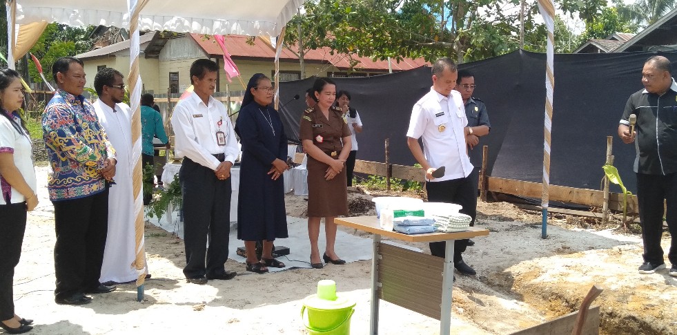 “Peletakan Batu Pertama Pembangunan TPA- PAUD ST Yosef” Ini Yang Menjadi Perhatian Bupati Gumas?