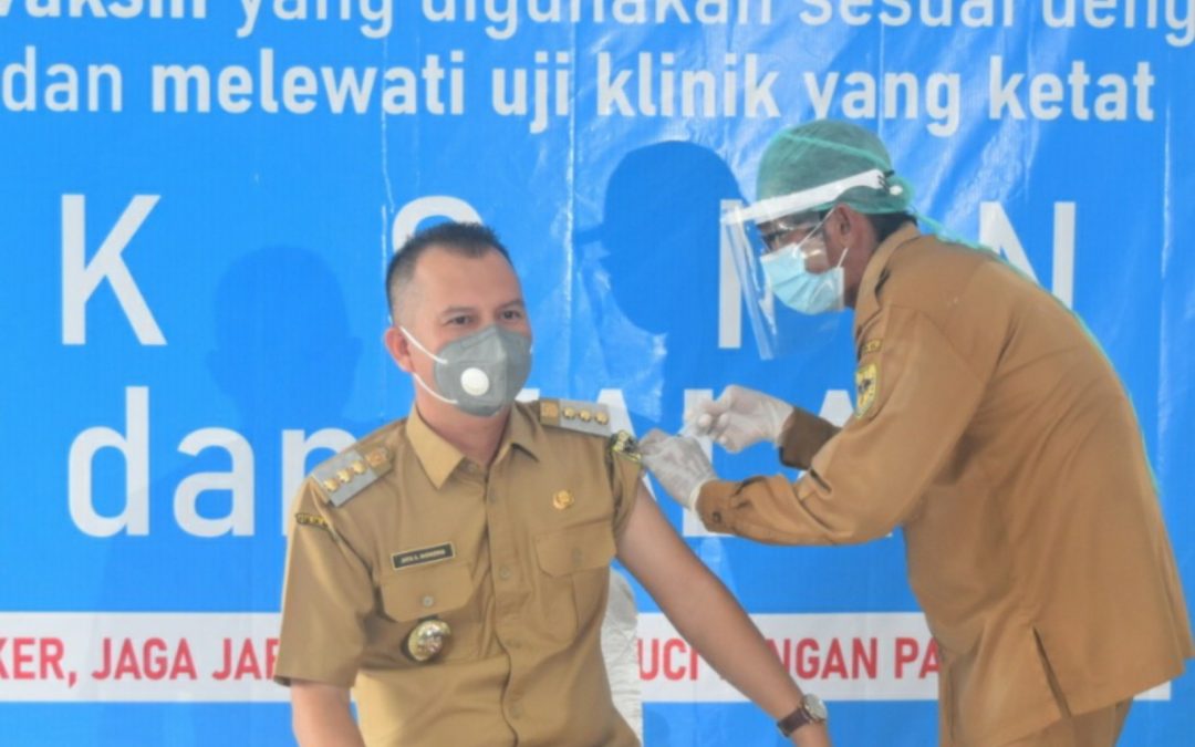 Bupati Gumas Disuntik Vaksin Covid – 19 Jenis Sinovac ,Ini Katanya…!