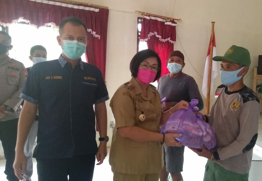 Bupati Gumas ; Ada 154 KK yang Menerima Bansos di Kecamatan Rungan Hulu