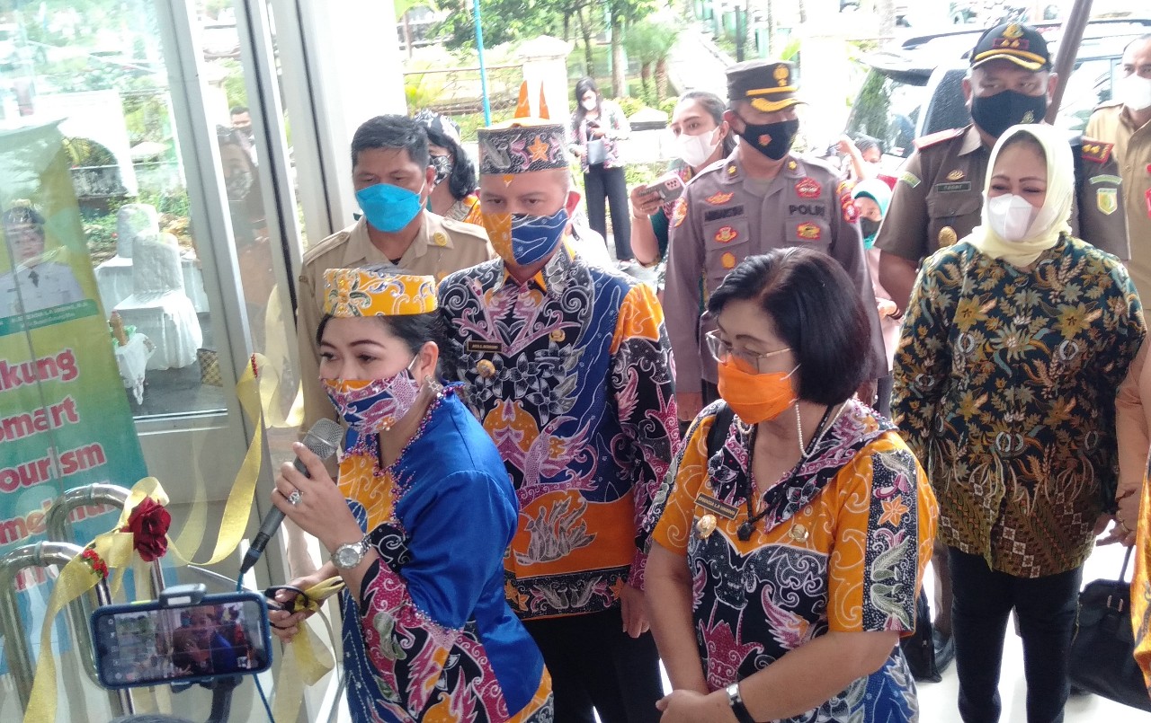 Bupati Gumas Resmikan Gedung Dekranasda di Kuala Kurun