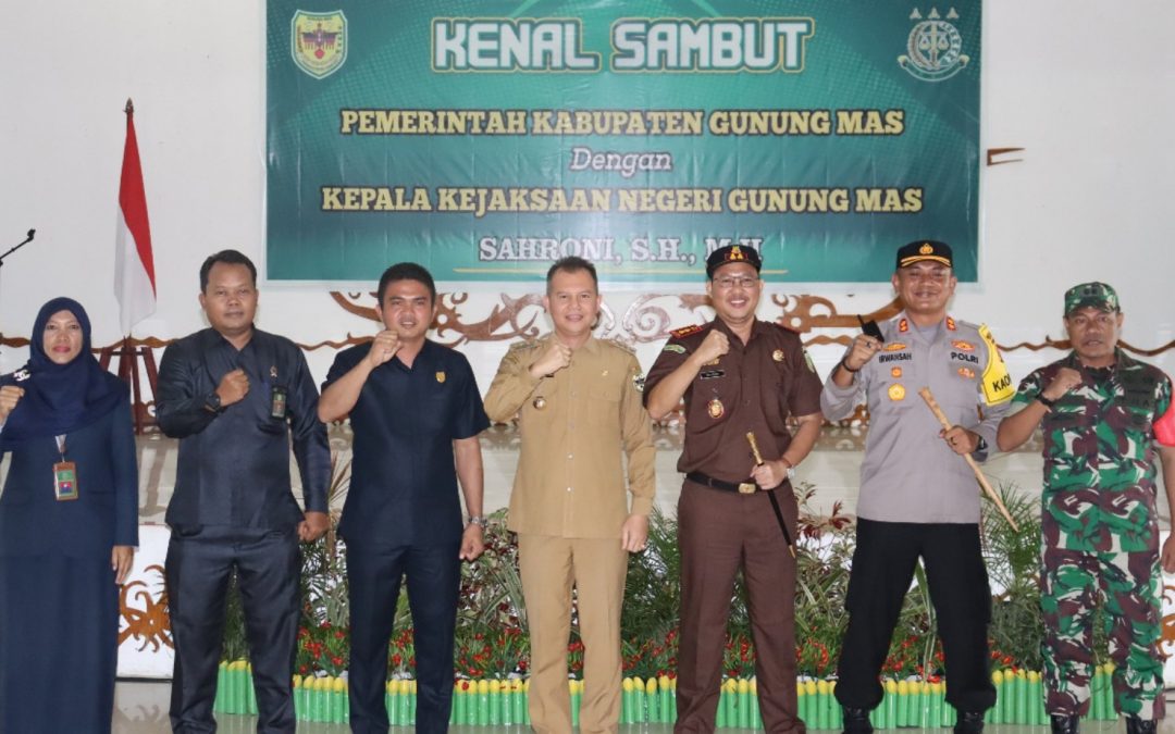 Bupati Jaya Samaya Monong hadiri Acara Kenal Sambut Kejari Gumas