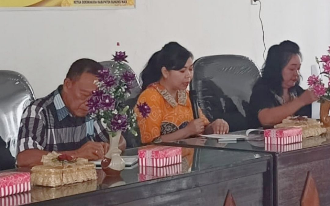 Tahun 2023 DEKRANASDA Gumas adakan Program Menganyam dan Mengukir, ini Harapannya…!