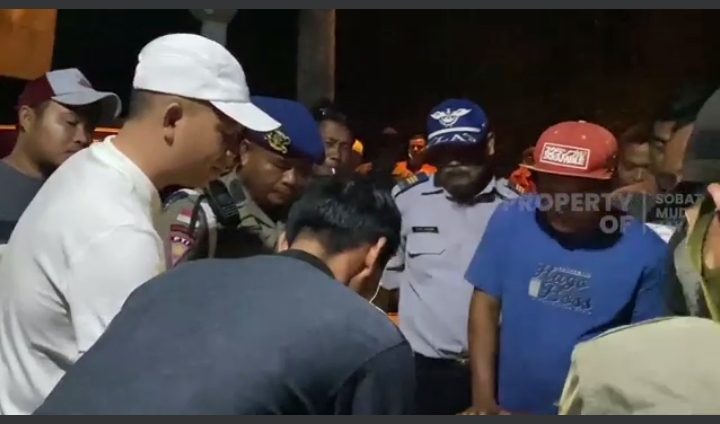 Tidak komitmennya PBS, Jalan ditutup sementara bagi Truk PBS, ini dialog Bupati Gumas bersama Supir Truk…!