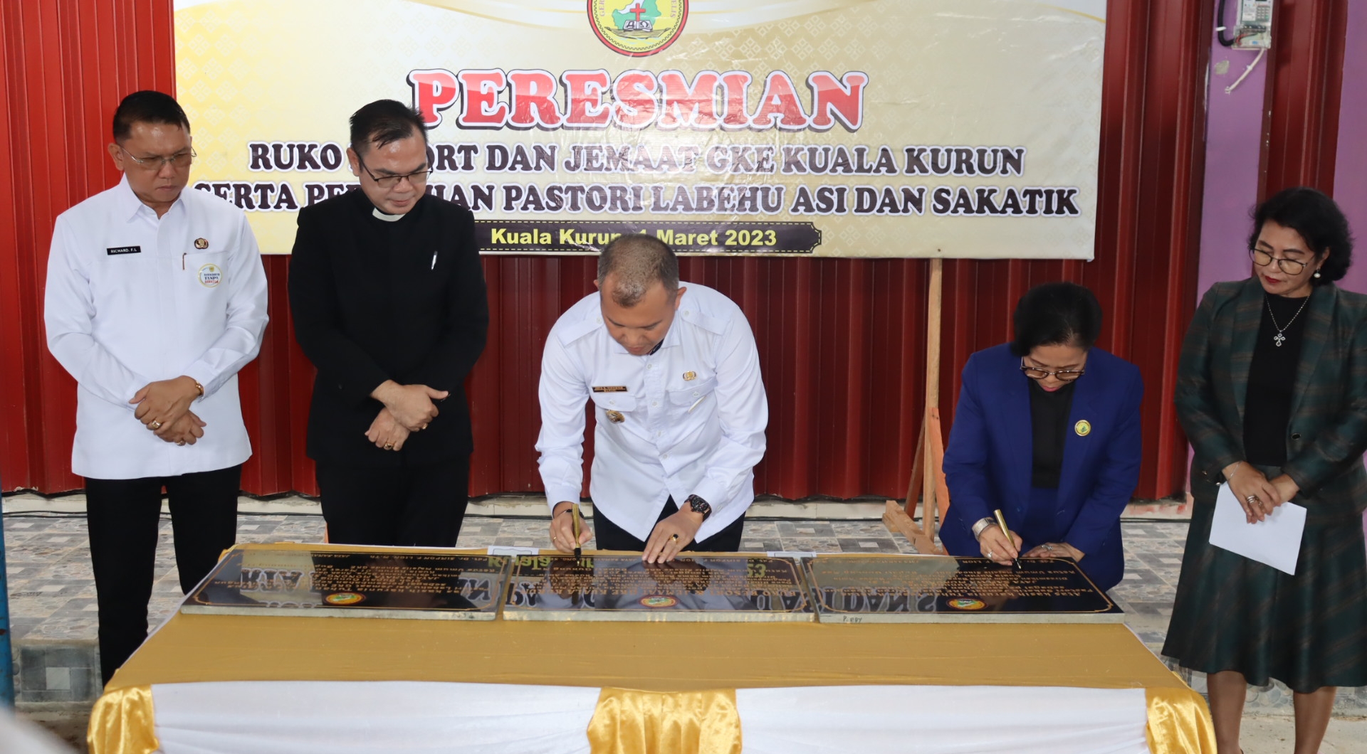 Bupati Gumas Resmikan Ruko Majelis Resort dan Majelis GKE Kuala Kurun