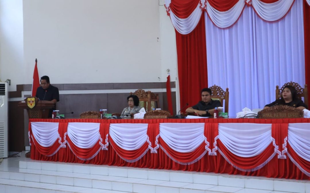 Wabup Gumas Hadiri Rapat Paripurna DPRD Kabupaten Gunung Mas dengan Agenda Pandangan Umum Fraksi-Fraksi Pendukung Dewan terhadap Pidato Pengantar Bupati Gumas