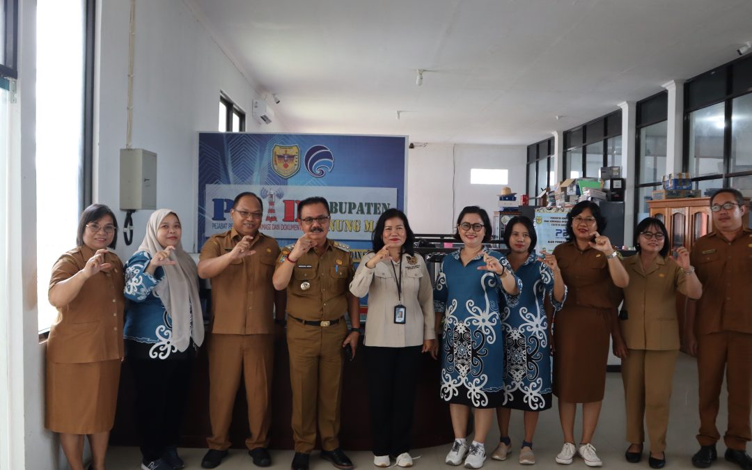 Pj. Bupati Gumas Sampaikan Paparan PPID dalam rangka Visitasi Monev Keterbukaan Publik di Wilayah Provinsi Kalimantan Tengah (Kalteng) Tahun 2024