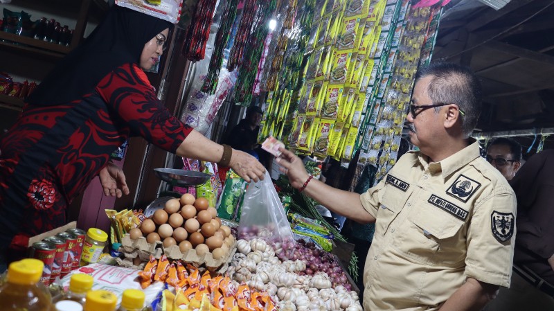 Pj. Bupati Gumas : Harga Kebutuhan Pokok Masyarakat Masih Stabil