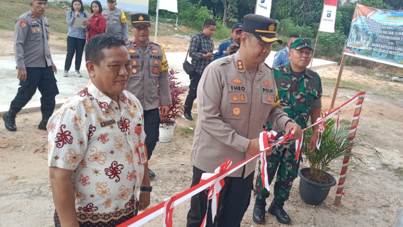 Staf Ahli Bupati Gumas Hadiri Peresmian Rumah Dinas Polsek Kurun