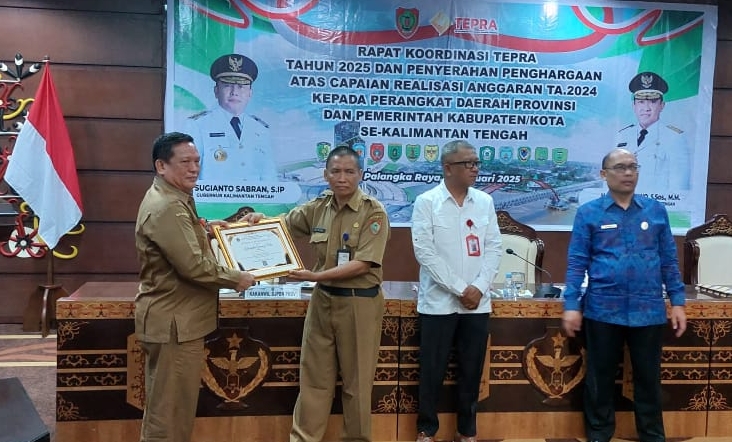 Gumas Raih Penghargaan Peringkat Ketiga Realisasi DAK Non Fisik Tahun 2024