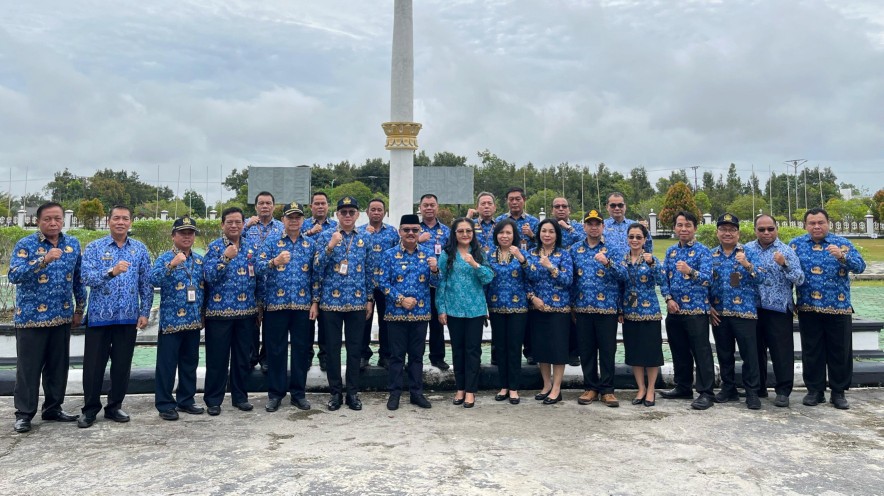 PJ. Bupati Gunung Mas Pimpin Apel Gabungan Seluruh ASN di Akhir Masa Jabatan
