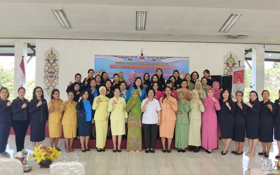 Perempuan Harus Bersatu, Saling Membantu, dan Saling Menginspirasi.