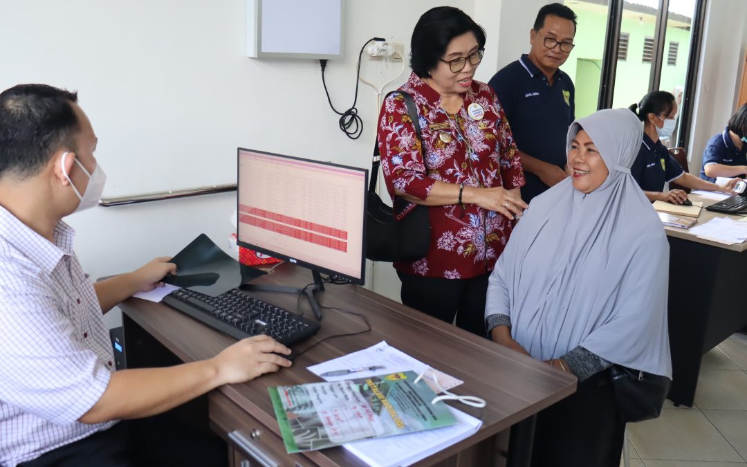 Wabup Gumas Kunjungi Pelayanan Kesehatan di Poli Neurologi RSUD Kuala Kurun