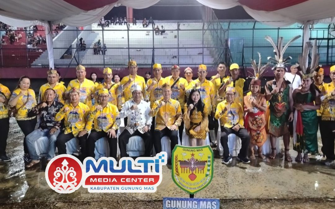 Diguyur Hujan, Bupati Gumas Ikuti Pembukaan Festival Budaya Isen Mulang 2025 di Palangka Raya