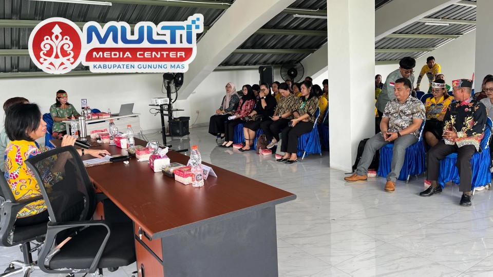 Dispursasip Gunung Mas Gelar Bimtek Pengolahan dan Penyiangan Koleksi Budaya Etnis Nusantara