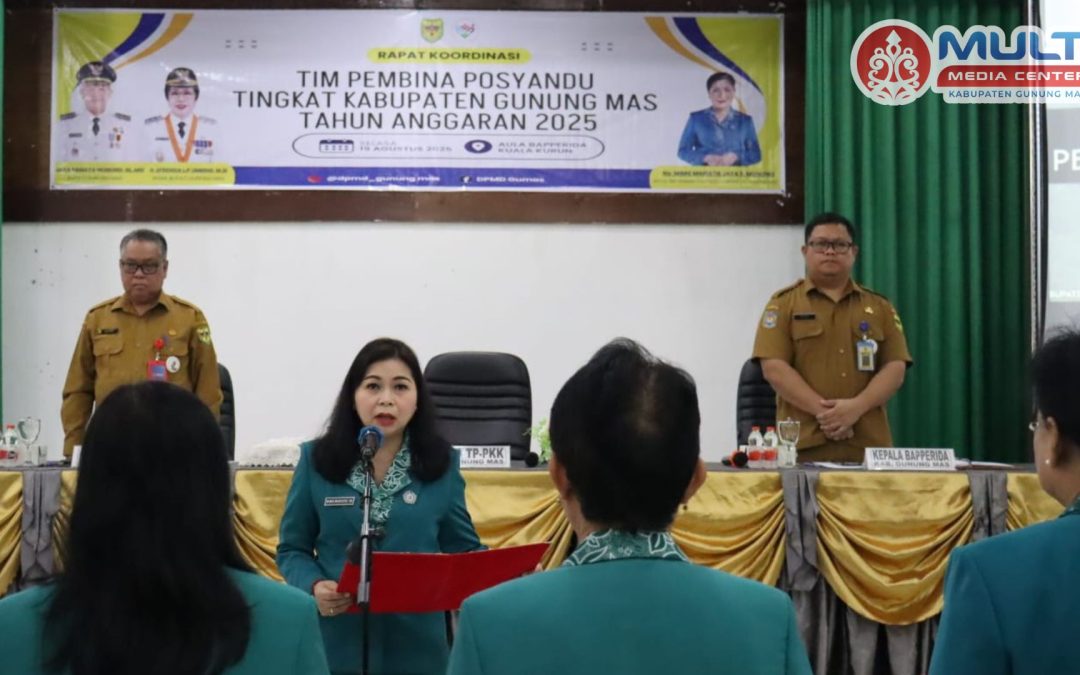 Ketua TP-PKK Gunung Mas Kukuhkan Ketua Tim Pembina Posyandu 12 Kecamatan