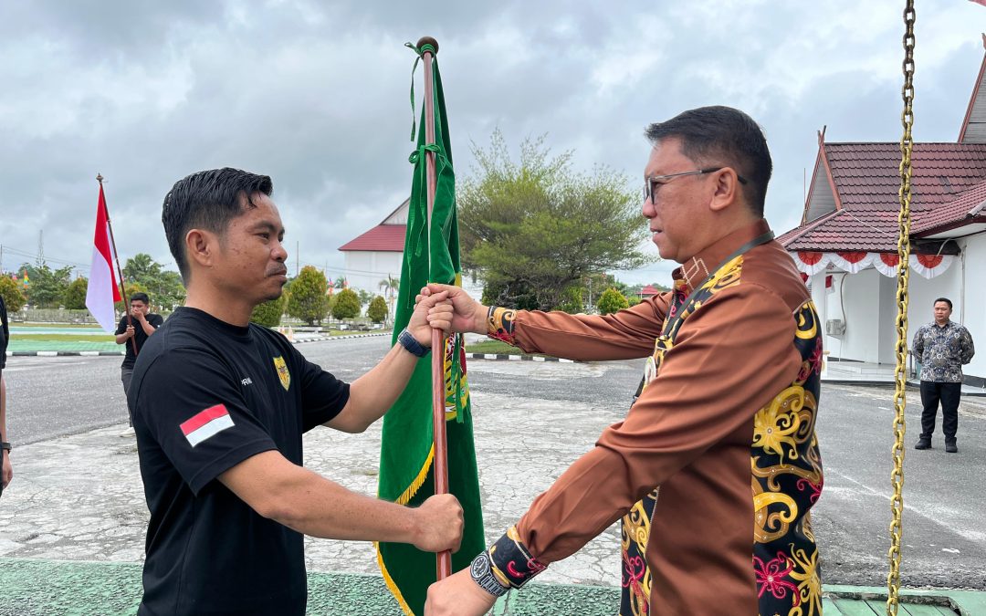 Sekda Gumas Resmi Lepas Tim Gumas FC ke Turnamen Piala Gubernur 2025
