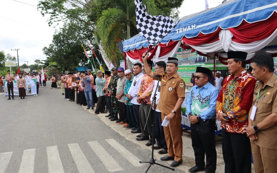 Pawai Ta’aruf Warnai Pembukaan MTQ XVIII Kabupaten Gunung Mas Tahun 2025