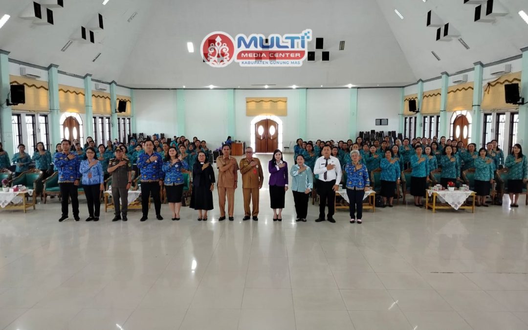 Ketua TP PKK Gunung Mas Buka Sosialisasi Posyandu 6 SPM