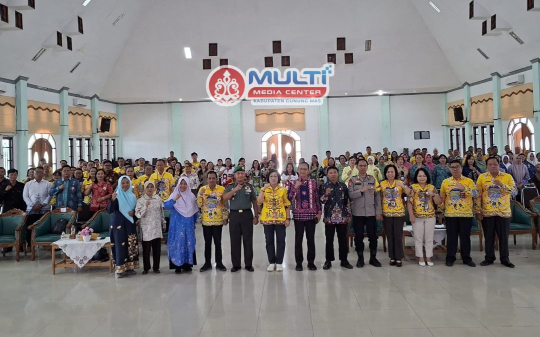 Wabup Efrensia Ajak Warga Gunung Mas Kelola Sampah Lewat Bank Sampah